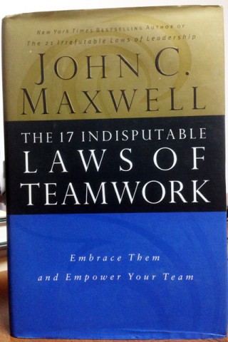The 17 Indisputable Laws of Teamwork. Книга б/у